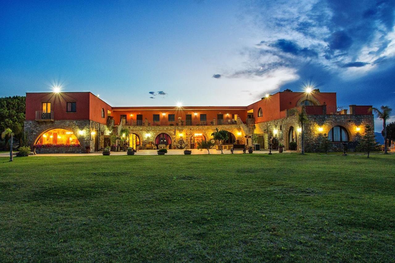 Agriturismo Donna Germana Cirò Marina Dış mekan fotoğraf